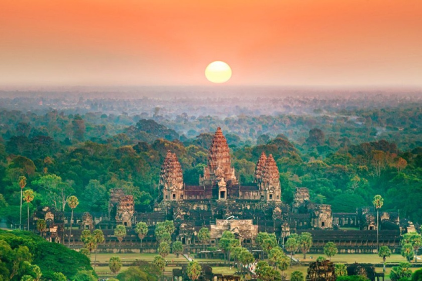 Sunset in Angkor Wat, Cambodia